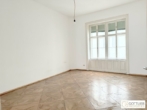 Bestlage nahe Salztorbrücke und Karmelitermarkt! Repräsentative, sanierungsbedürftige 4-Zimmer-Stilaltbau-Wohnung mit Balkon - Bild