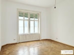 Bestlage nahe Salztorbrücke und Karmelitermarkt! Repräsentative, sanierungsbedürftige 4-Zimmer-Stilaltbau-Wohnung mit Balkon - Bild