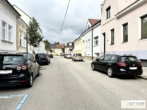 Bestlage Zentrum Hollabrunn! Großzügiges Stadthaus im Zentrum mit zwei Balkonen, Garage und Garten - Bild