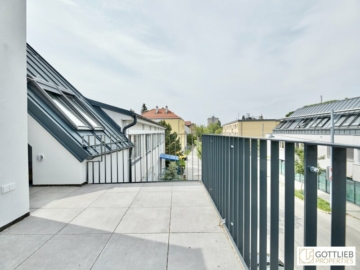 Bestlage Strebersdorf! Sonnige 2-Zimmer-Dachgeschoss-Wohnung mit Terrasse und Parkplatzoption in Grünruhelage, 1210 Wien, Dachgeschosswohnung